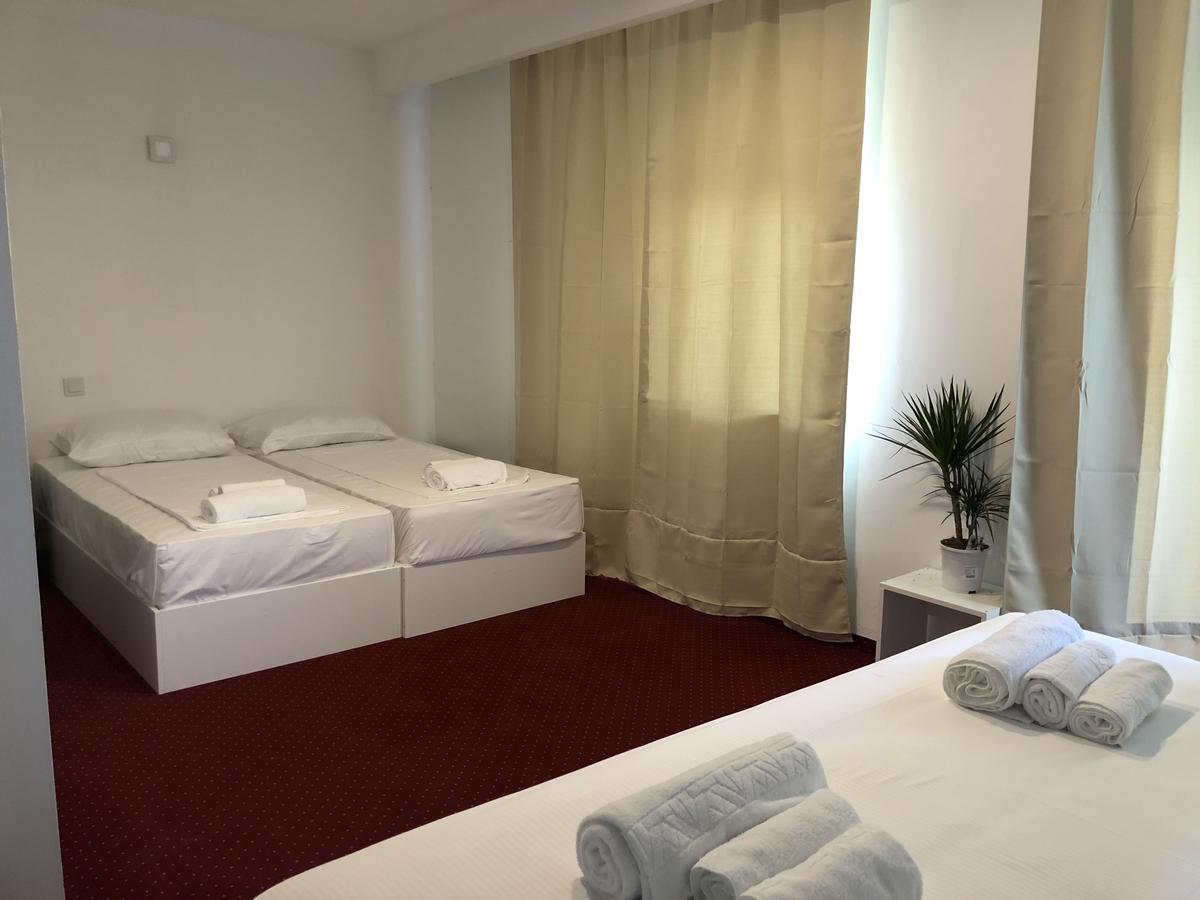 Hotel Park Цриквеница Экстерьер фото